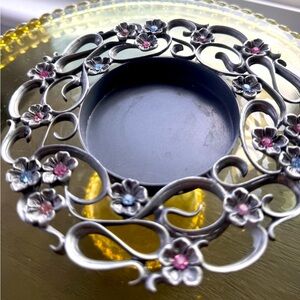 Sold Partylite P7474 Jeweled Pillar Candle Holder Metal Scrollwork Floral
